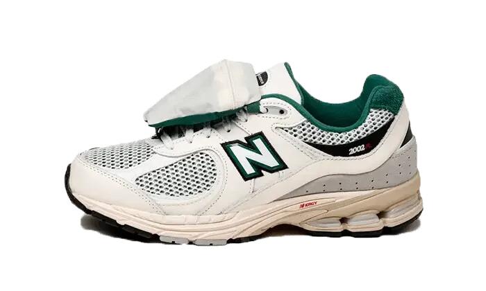 NEW BALANCE picture
