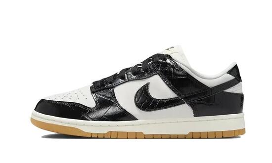 Nike Dunk Low LX W - pelle effetto coccodrillo suola gum