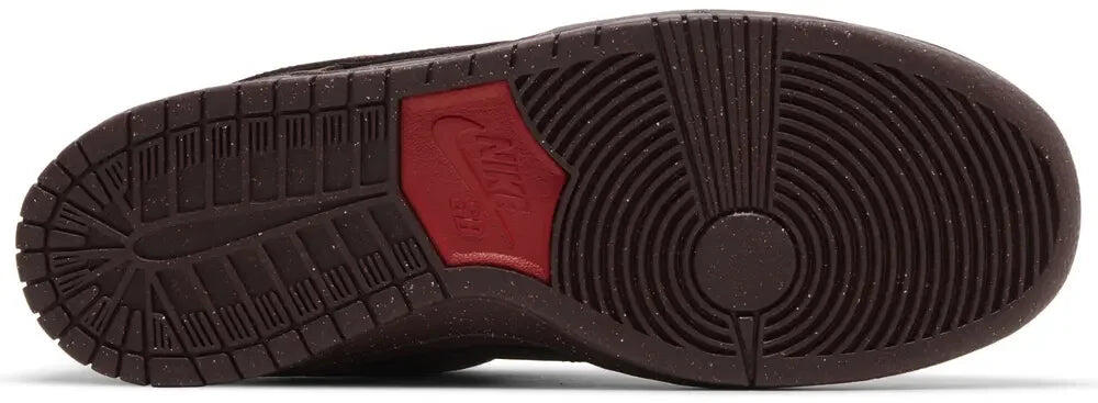 Nike SB Dunk Low City Of Love Burgundy Crush 3/5