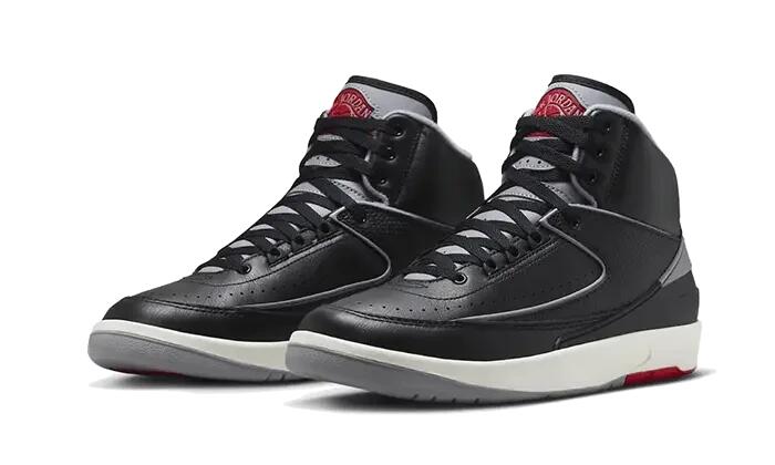 Jordan 2 Retro Black Cement 2/4