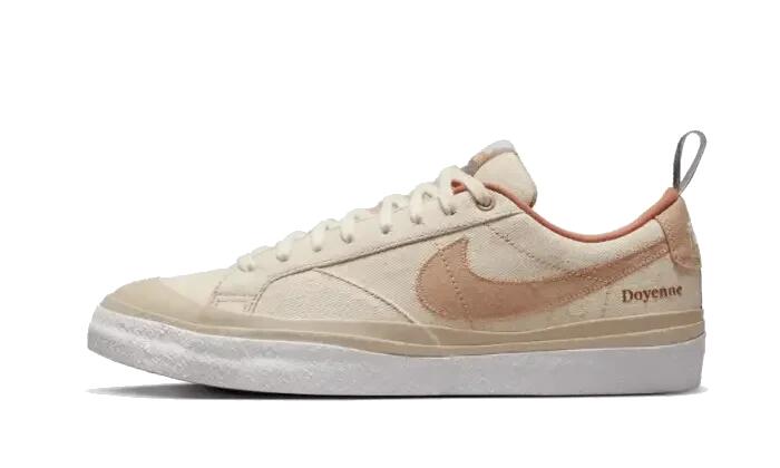 NIKE picture