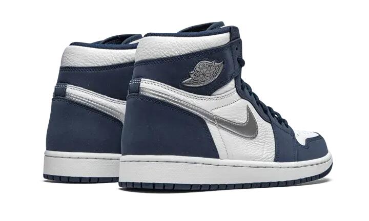 Air Jordan 1 Retro High Midnight Navy (2020) 3/4