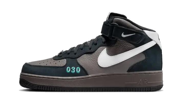 NIKE picture