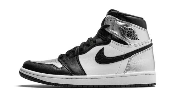 Air Jordan 1 Retro High Silver Toe