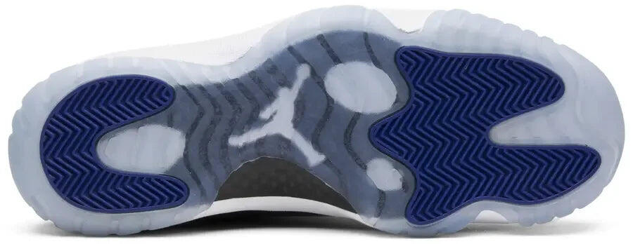 Jordan 11 Retro Space Jam (2016) 3/5