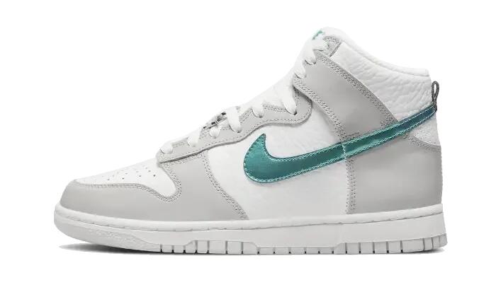 NIKE picture