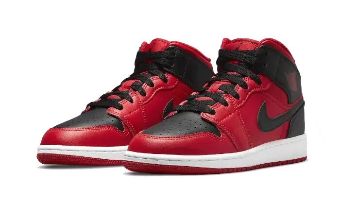 Air Jordan 1 Mid Reverse Bred (2021) GS 2/3