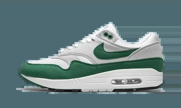 NIKE picture