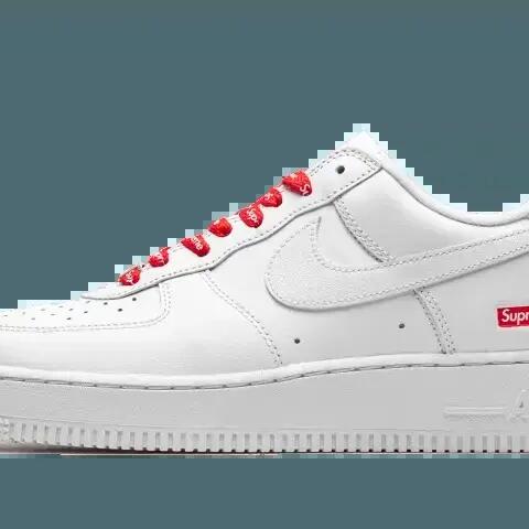 Nike Air Force 1 Low Supreme White