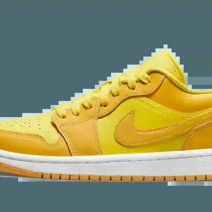 Unisex - Lifestyle shoes - Air Jordan 1 Low - Yellow Strike
