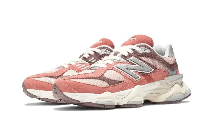 New Balance 9060 Sea Salt Cherry Blossom 2/4