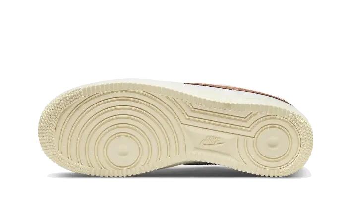 Nike Air Force 1 Low ‘07 LX Coconut (W) 3/3