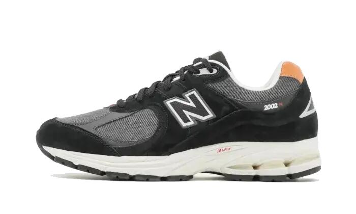 NEW BALANCE picture