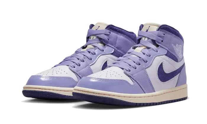 Jordan 1 Mid SE Chenille Sky J Light Purple (W) 2/3