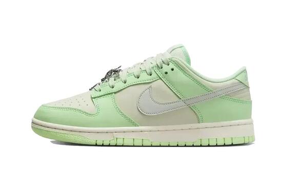 Nike Dunk Low SE Next Nature Sea Glass (W)