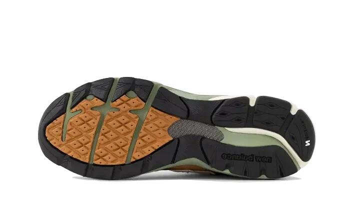New Balance 990 V3 Made In USA Brown Olive 3/3