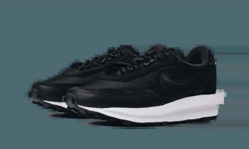 LD Waffle Sacai Triple Black 2/4