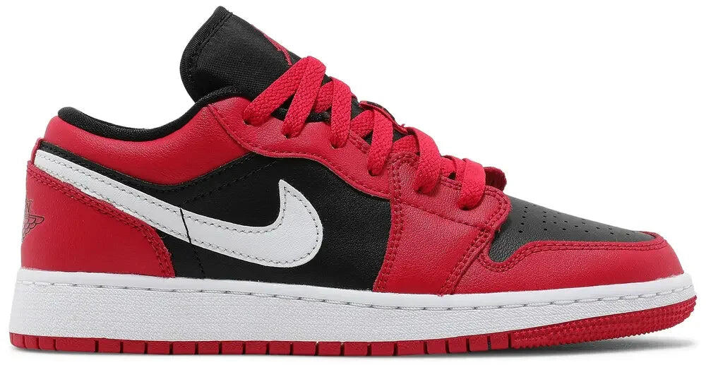 Jordan 1 Low Very Berry (GS) 1/5