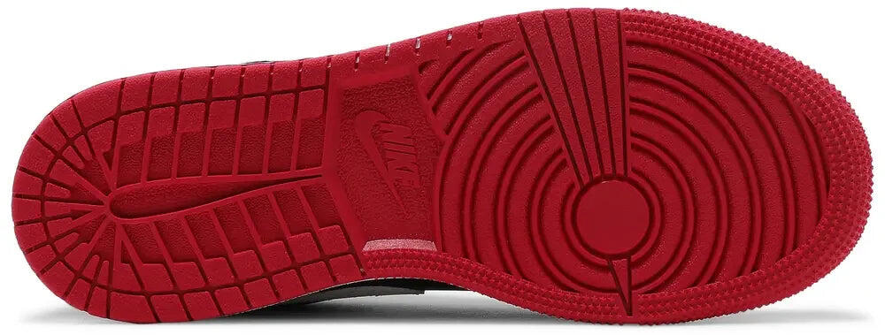 Jordan 1 Low Very Berry (GS) 3/5