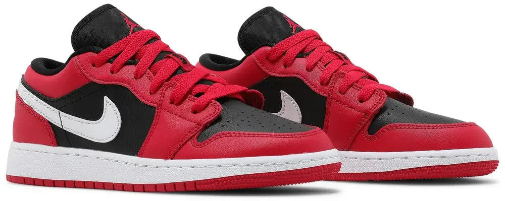 Jordan 1 Low Very Berry (GS) 5/5