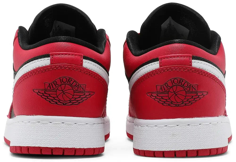 Jordan 1 Low Very Berry (GS) 4/5