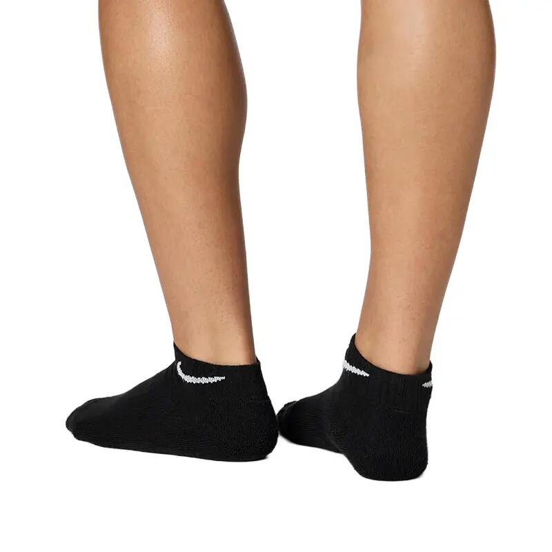 Nike Dri-Fit SX7670-010 Trainingssocken, 3er-Pack 6/7