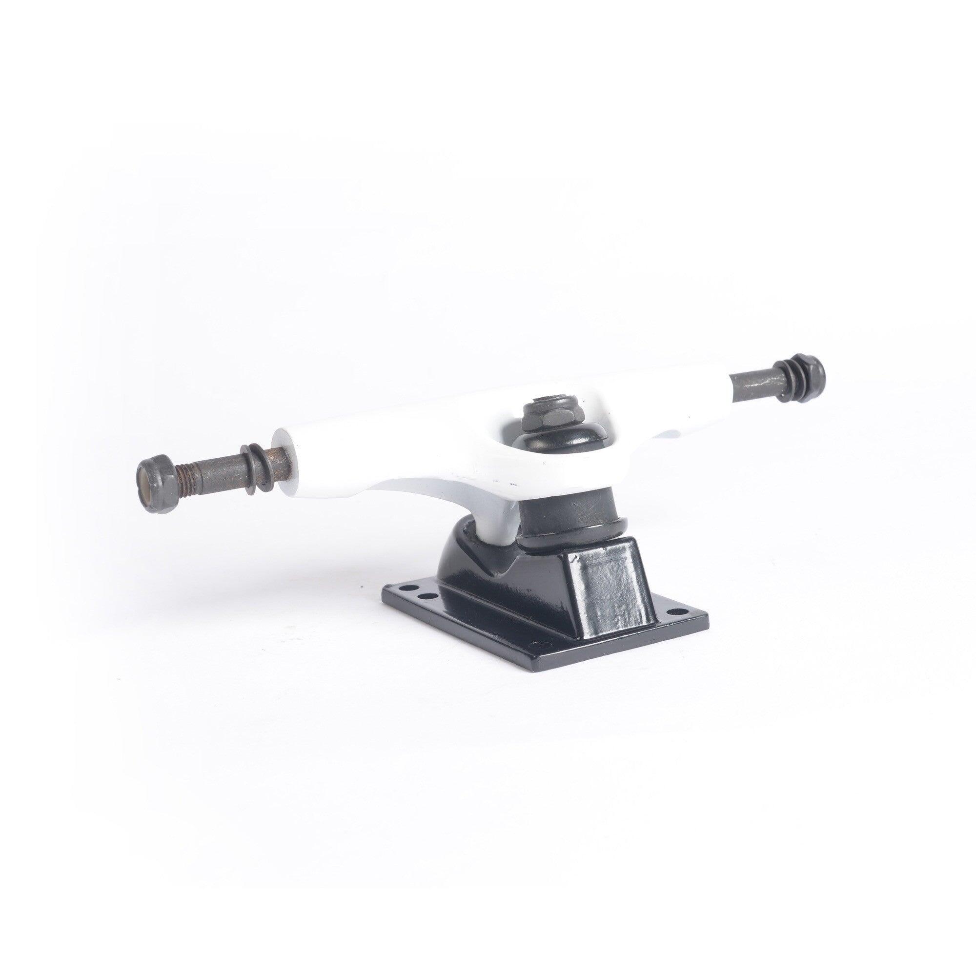 Truck de Skateboard YOCAHER HD5" - White/Black 1/2