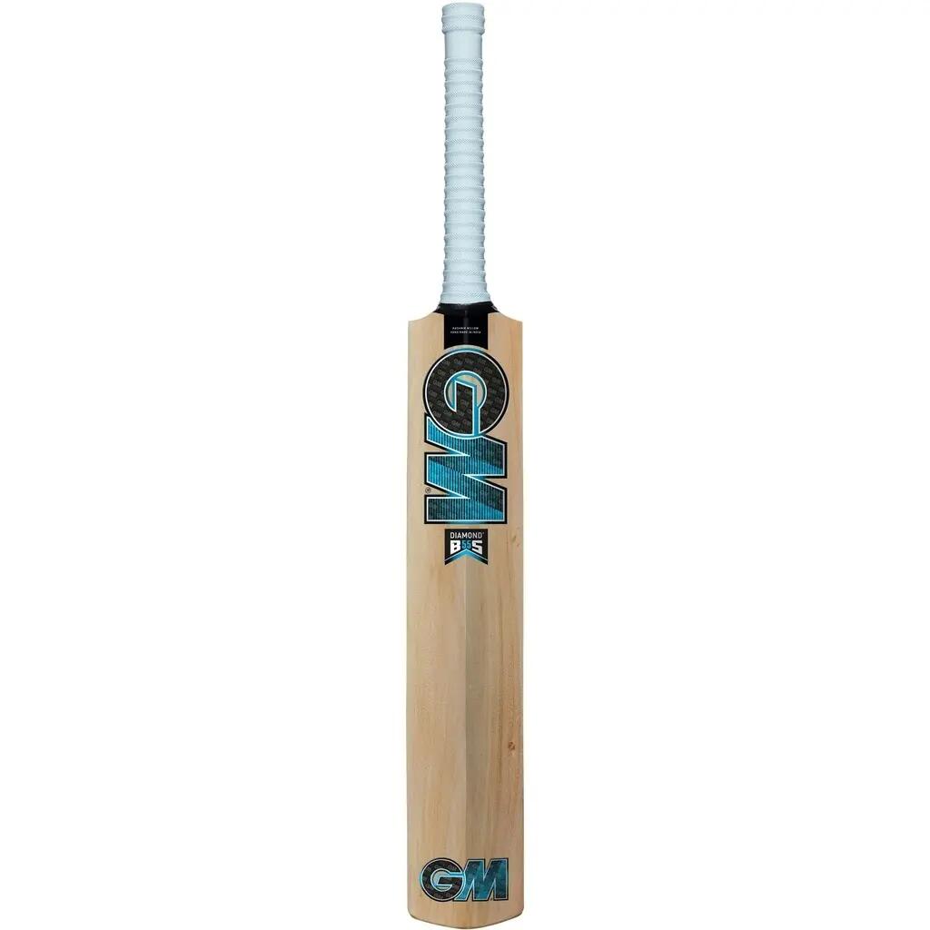 Kashmir-Weidencricketbat Gunn and Moore Diamond 202 2/3
