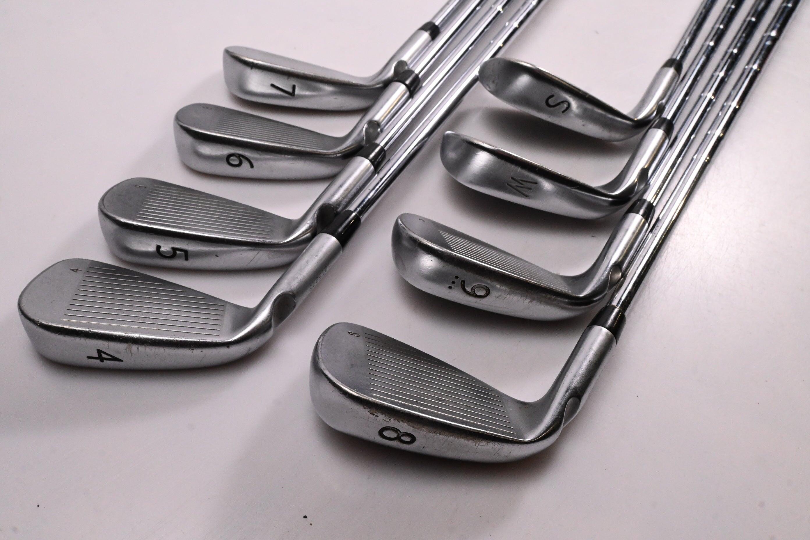 Ping i20 Irons / 4-PW+SW / Black Dot / Regular Flex Ping CFS