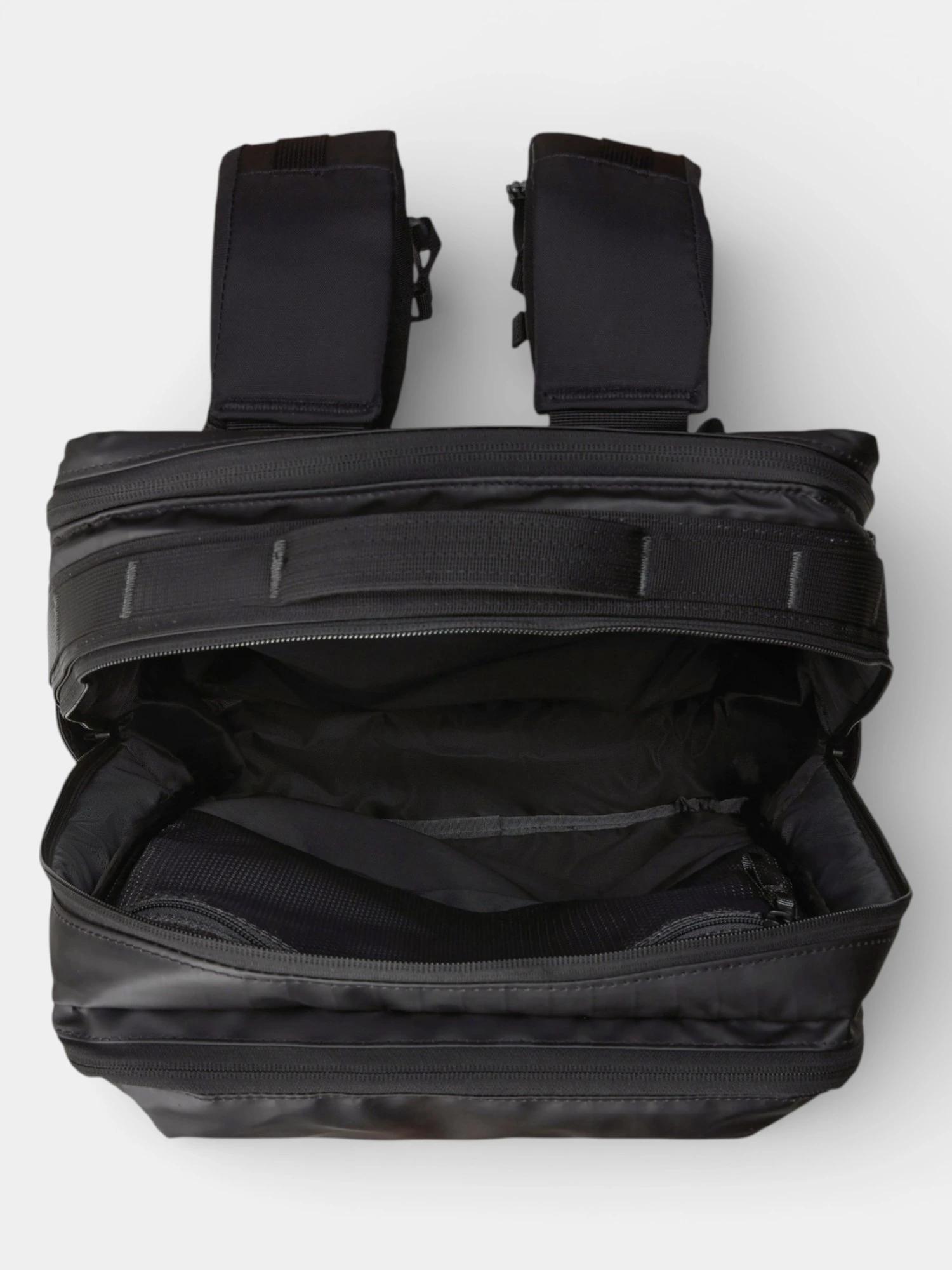 Mochila Base Camp Voyager 3/7