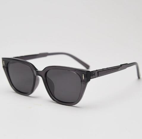 Transparent Gray All Gray Retro Small Frame Sunglasses - Black
