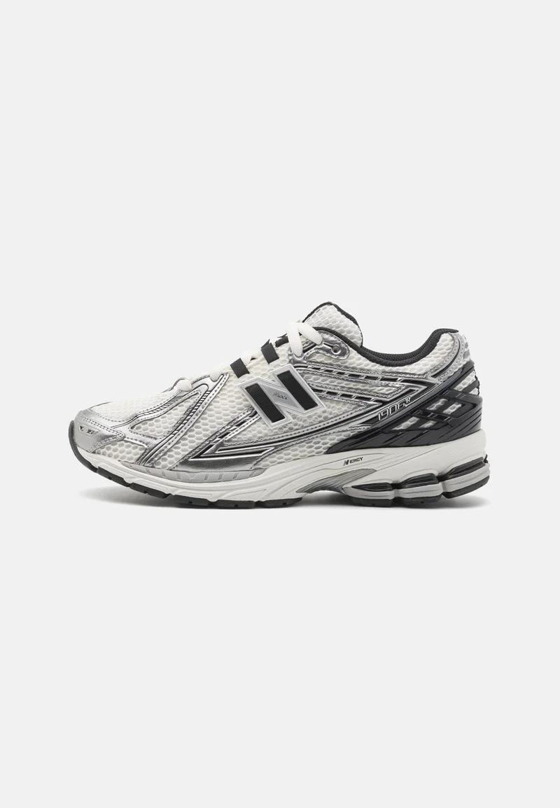NEW BALANCE picture
