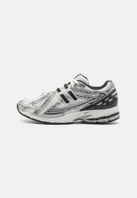 Sportschoenen 1906r silver black