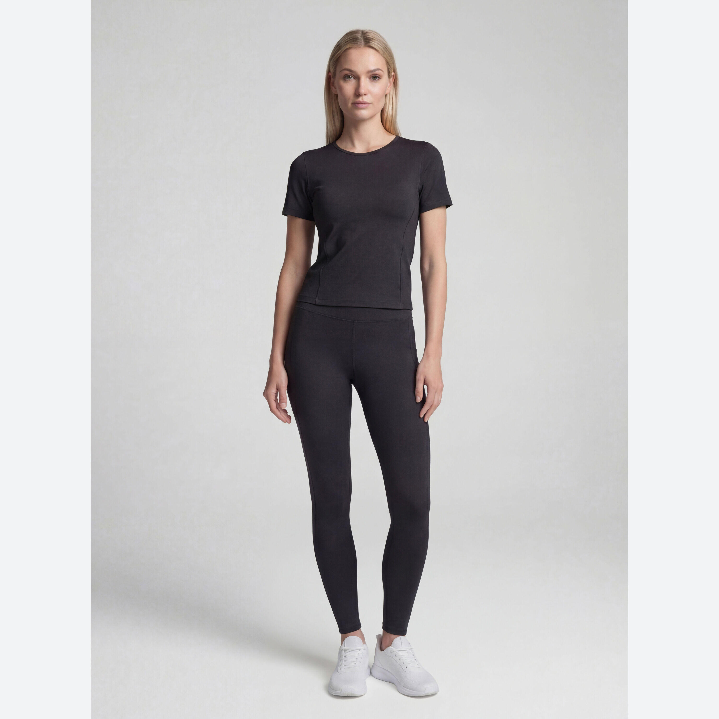 Haut Féminin Feather Tech+ Manches Courtes En Tissu Léger 4/6