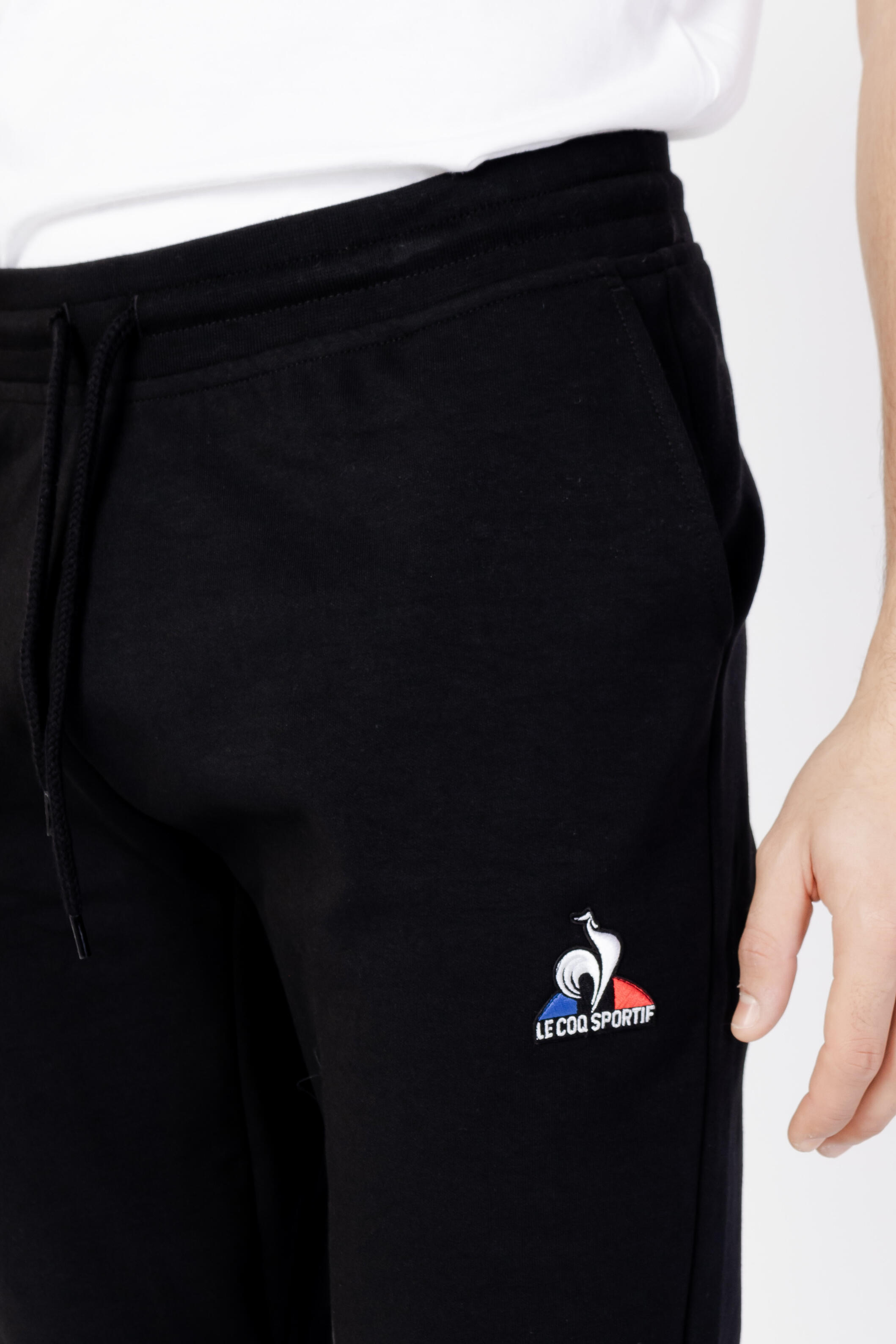 Men's Le Coq Sportif Regular Fit Black Joggers 3/5