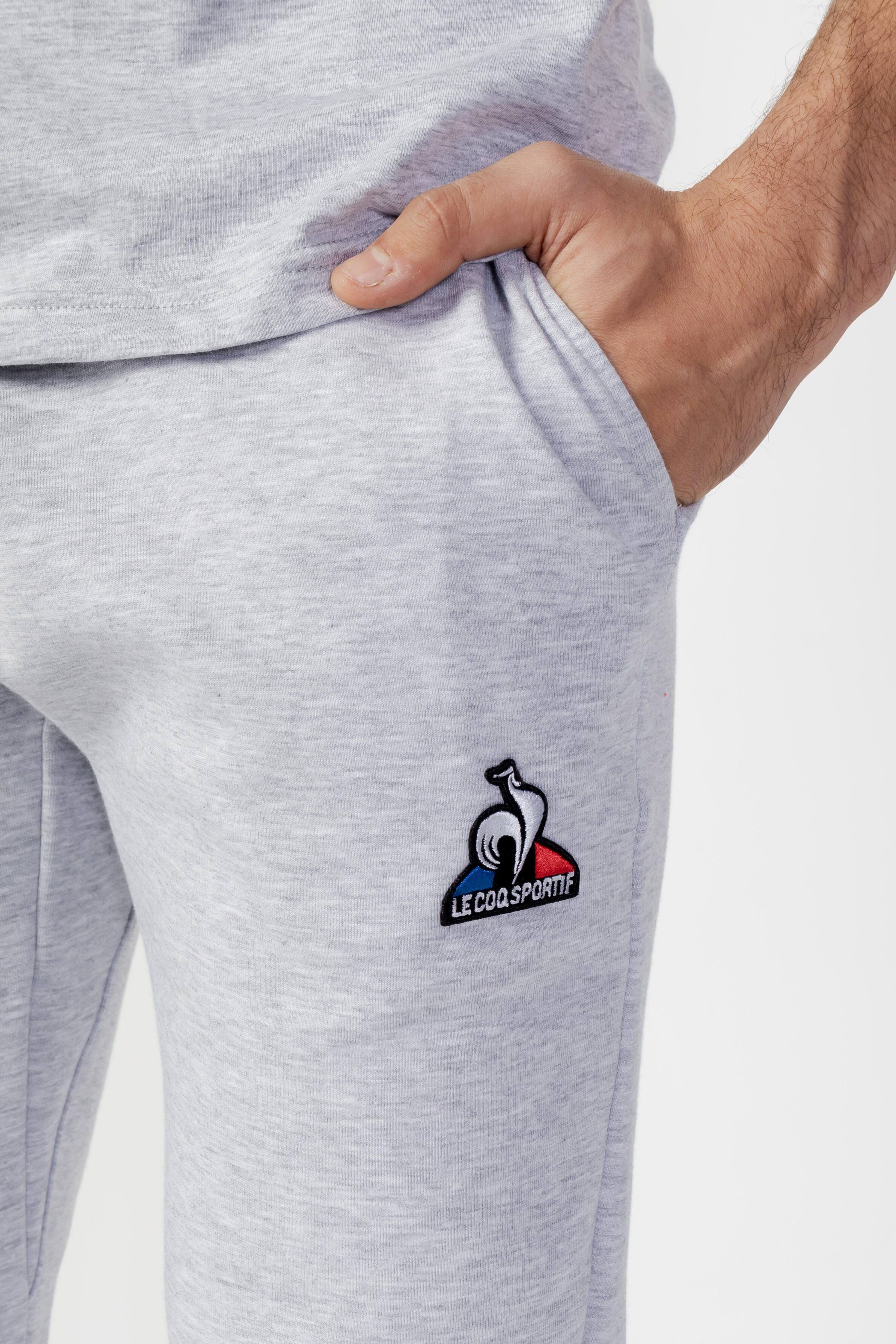 Pantalón Chándal Hombre Le Coq Sportif Gris Ess Regular 3/5