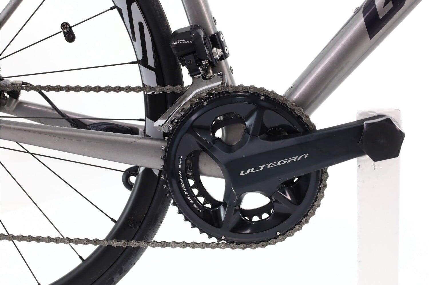 Refurbished road bike ·  Defy Advanced Pro 1 Di2 11V · Very good condition 4/7