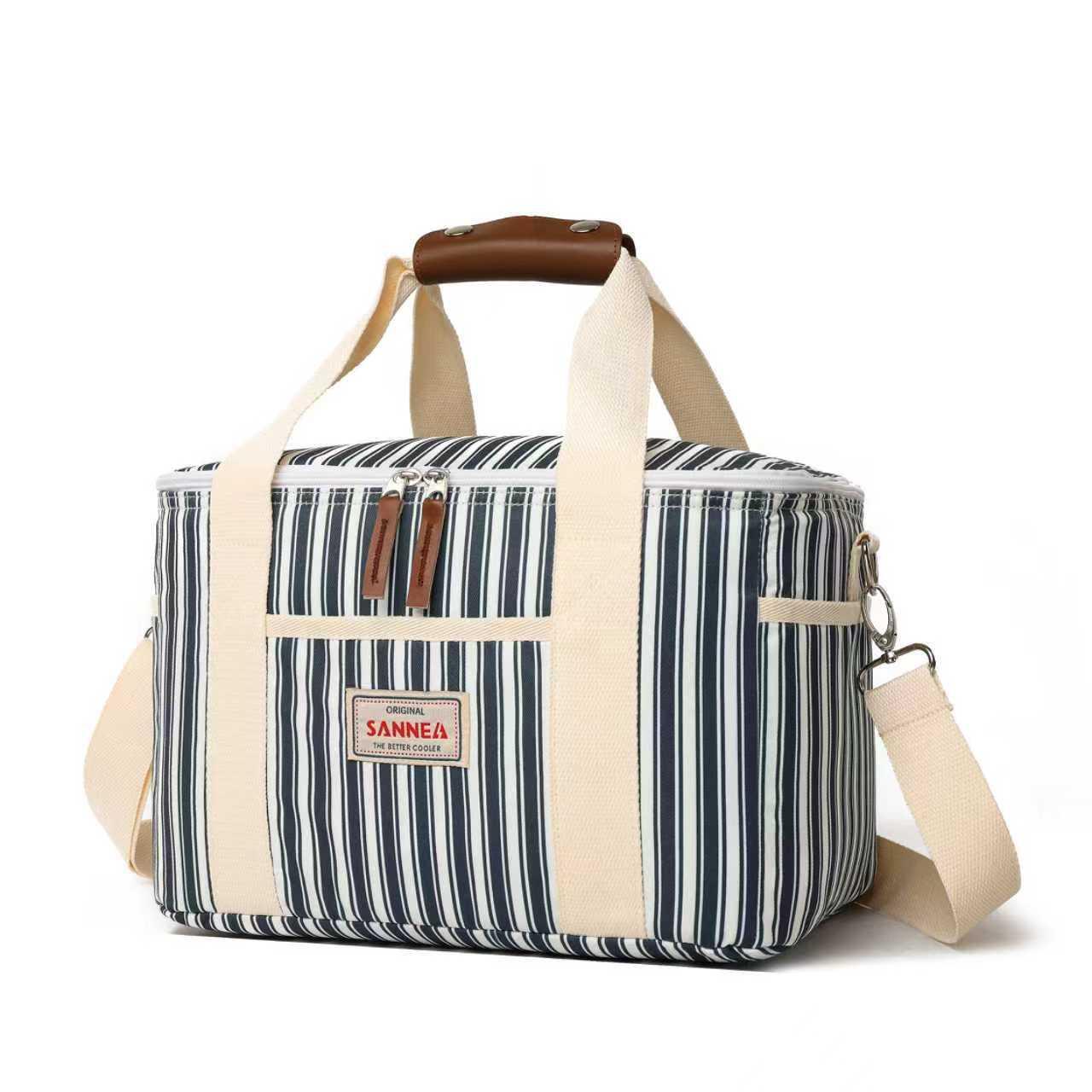 Bolso Térmico CLASSIC 32 x 21 x 22 cm (15L) Marinero 2/6