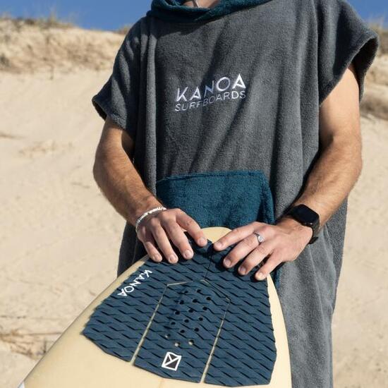 Surf Poncho grau/blau mit Kapuze