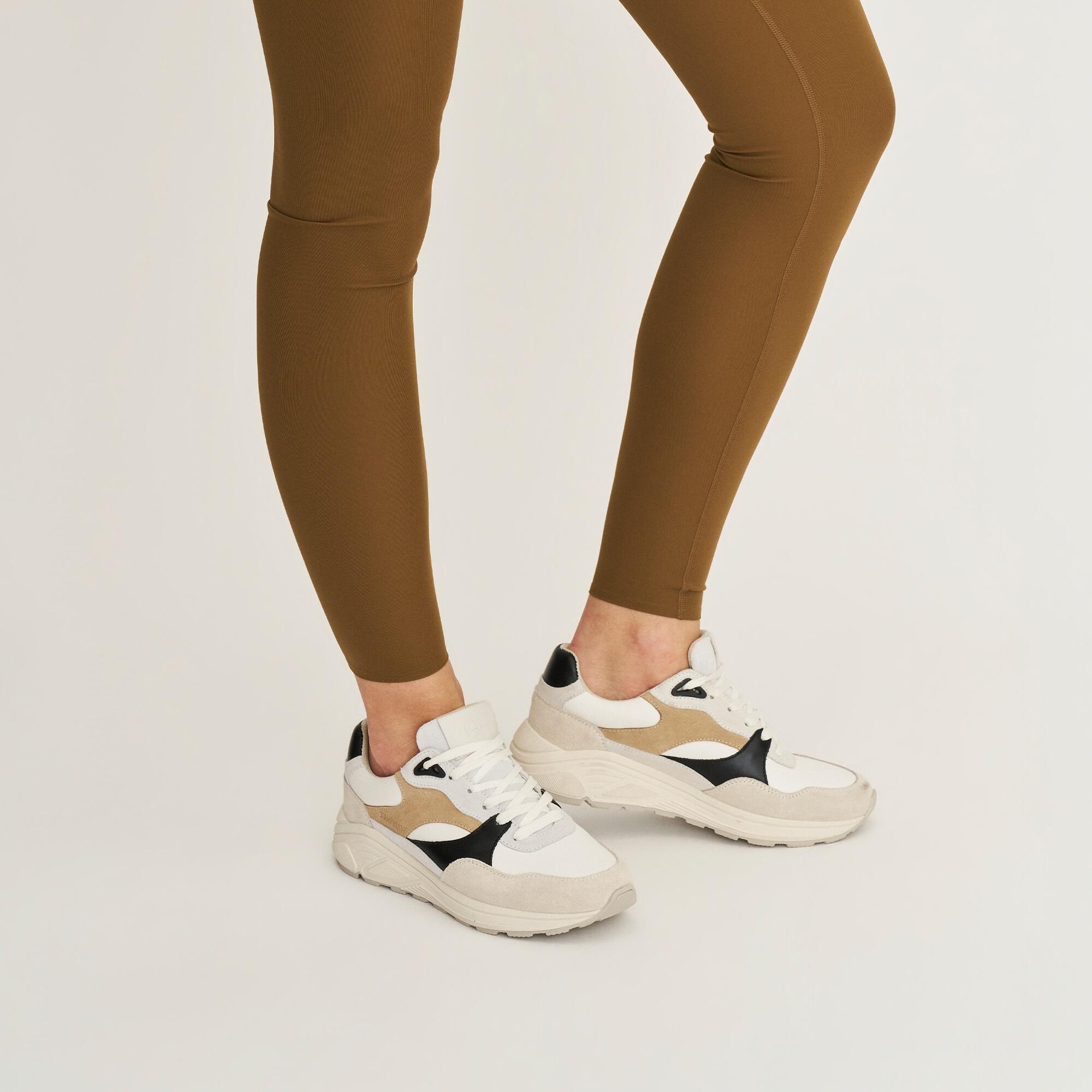 Royston Mujer - Zapatillas - Cuero - Arena/Negro 7/7