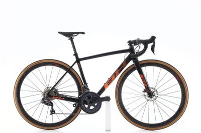 Tweedehands racefiets · evo di2 11v · zeer goede toestand
