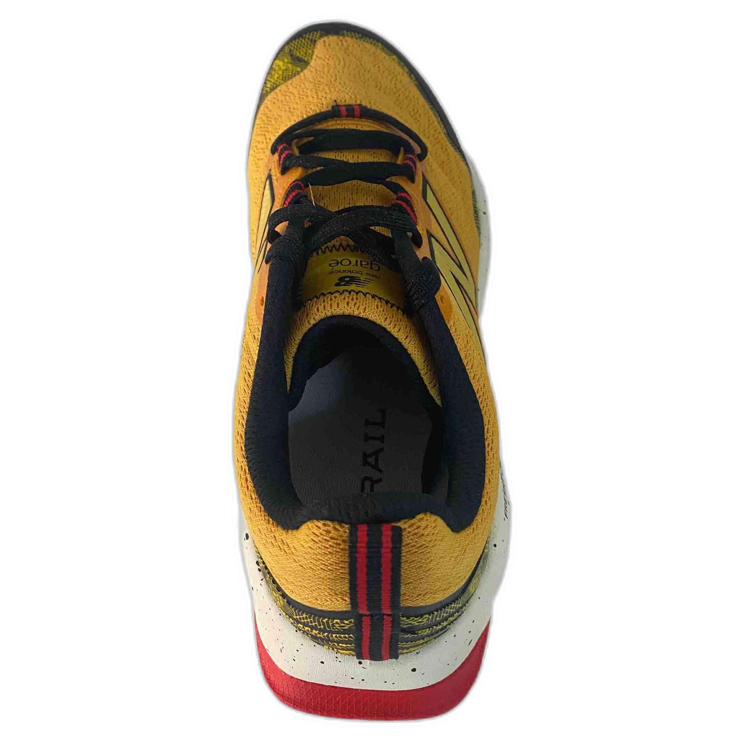 Zapatillas New balance modelo MTGAROI2 para hombre 4/5