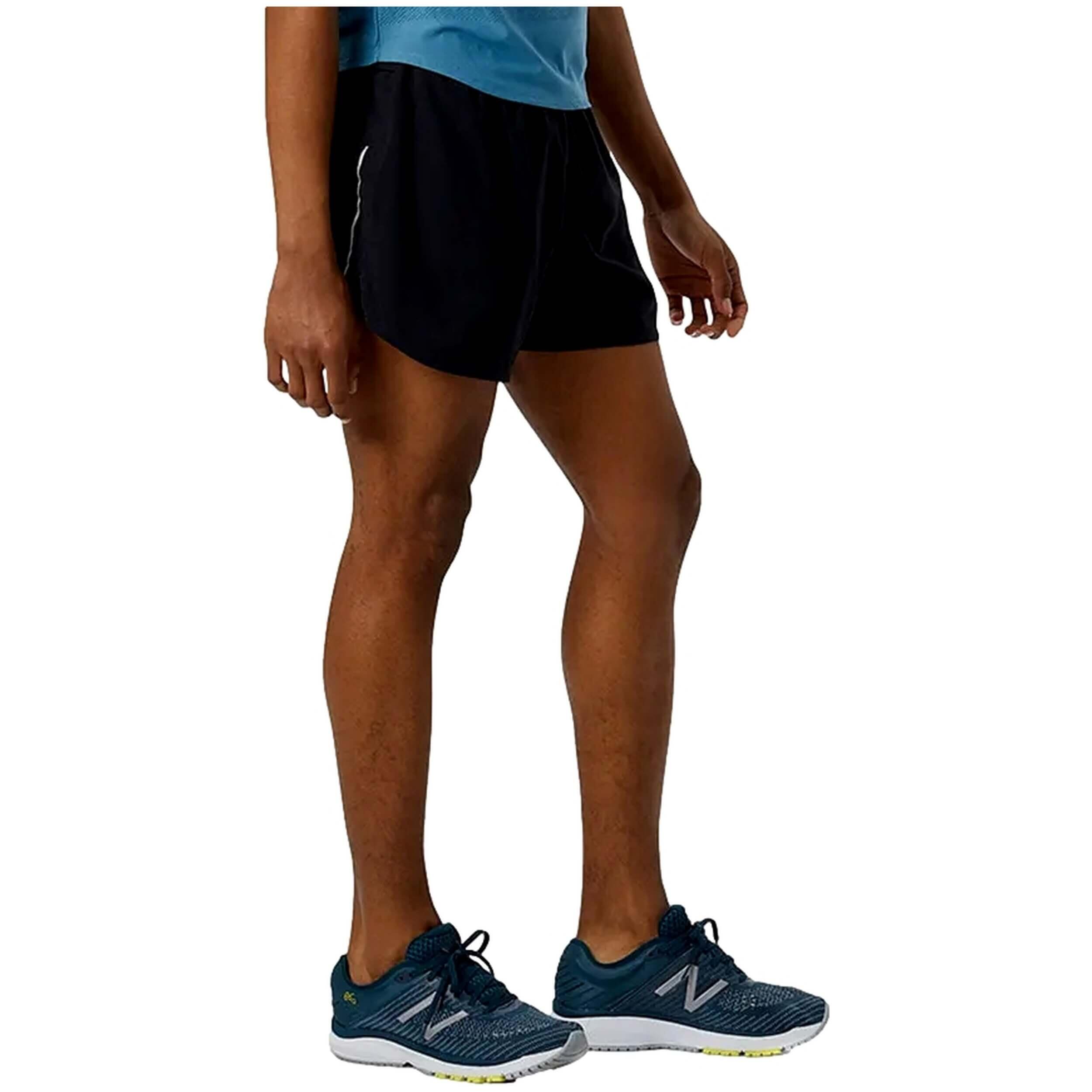 Korte broek New balance model MS21268_BK voor mannen 2/5