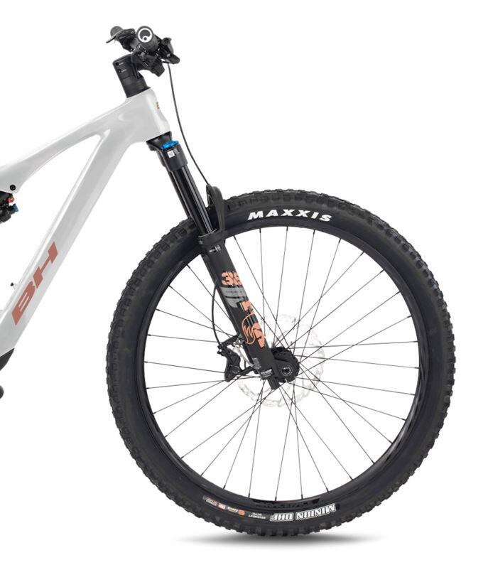 Bicicleta eléctrica Mtb Bh Ilynx+Sl Trail Carbon 8.7 blanco-naranja 2/3