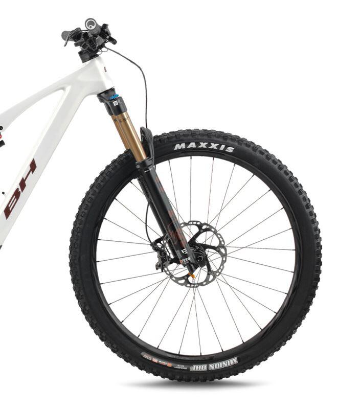 Bicicleta eléctrica Mtb Bh Ilynx+Sl Trail Carbon 8.8 blanco-naranja-marron 2/3
