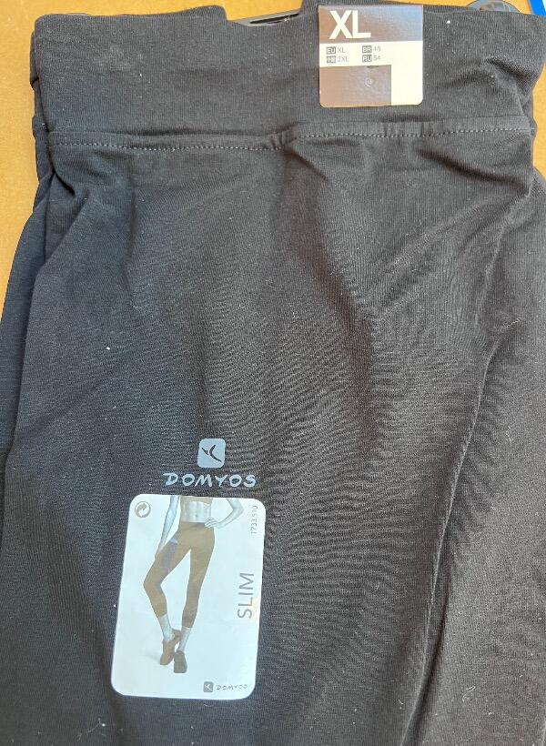 Tussen Particulieren - 62 zwarte leggings/kuitbroekjes 5/5