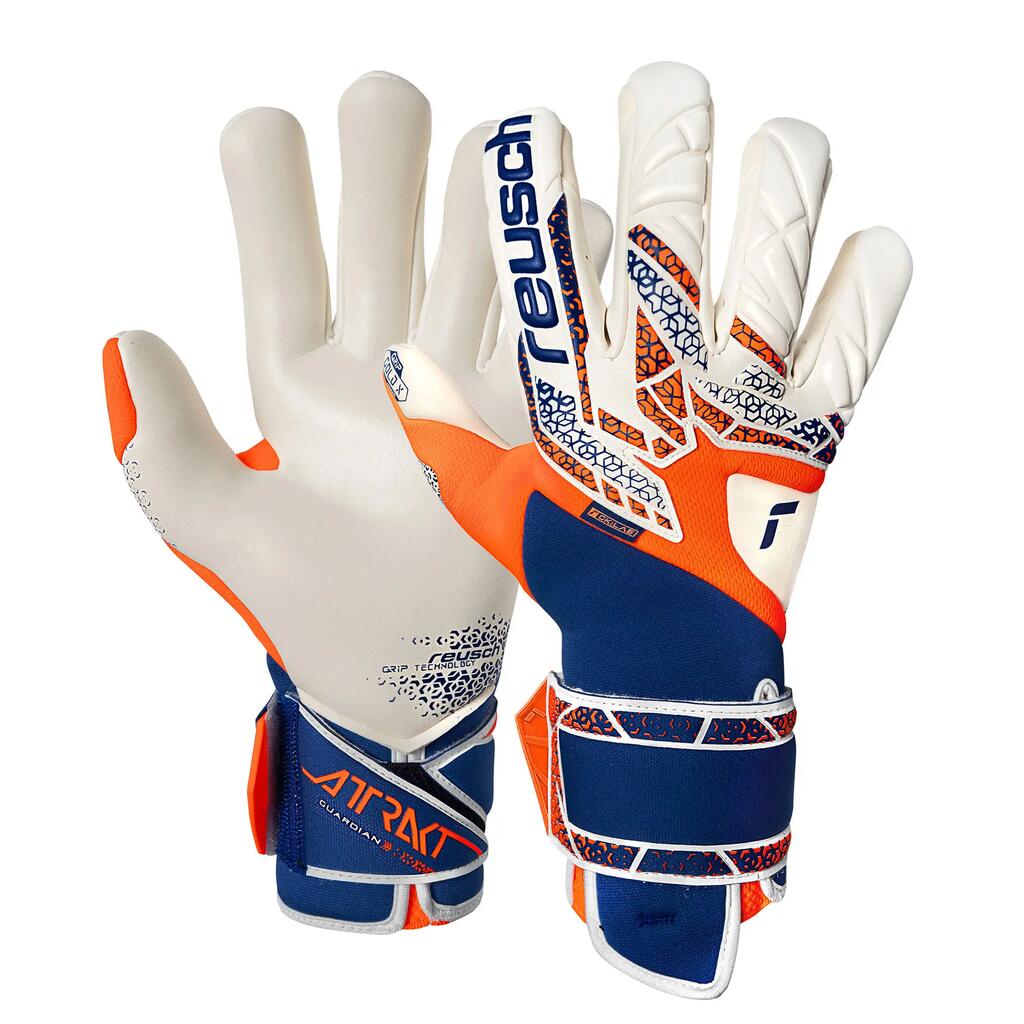 Goalkeeper gloves Reusch Attrakt X Guardian