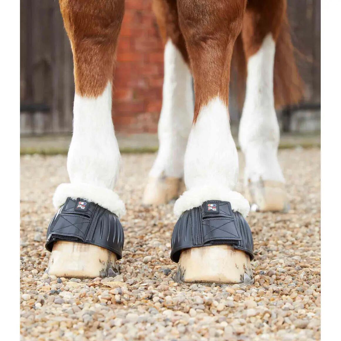 Campanaccio per cavalli in gomma con pelliccia Premier Equine Techno 3/3