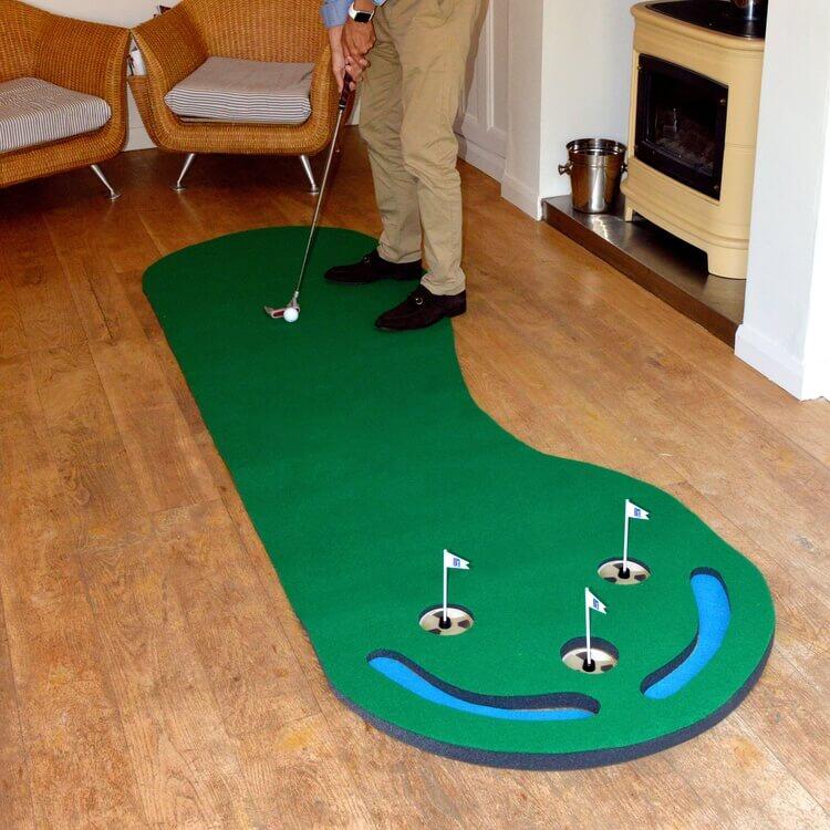 PGA TOUR Three Hole Putting Mat – 3 x 9 Feet 2/5