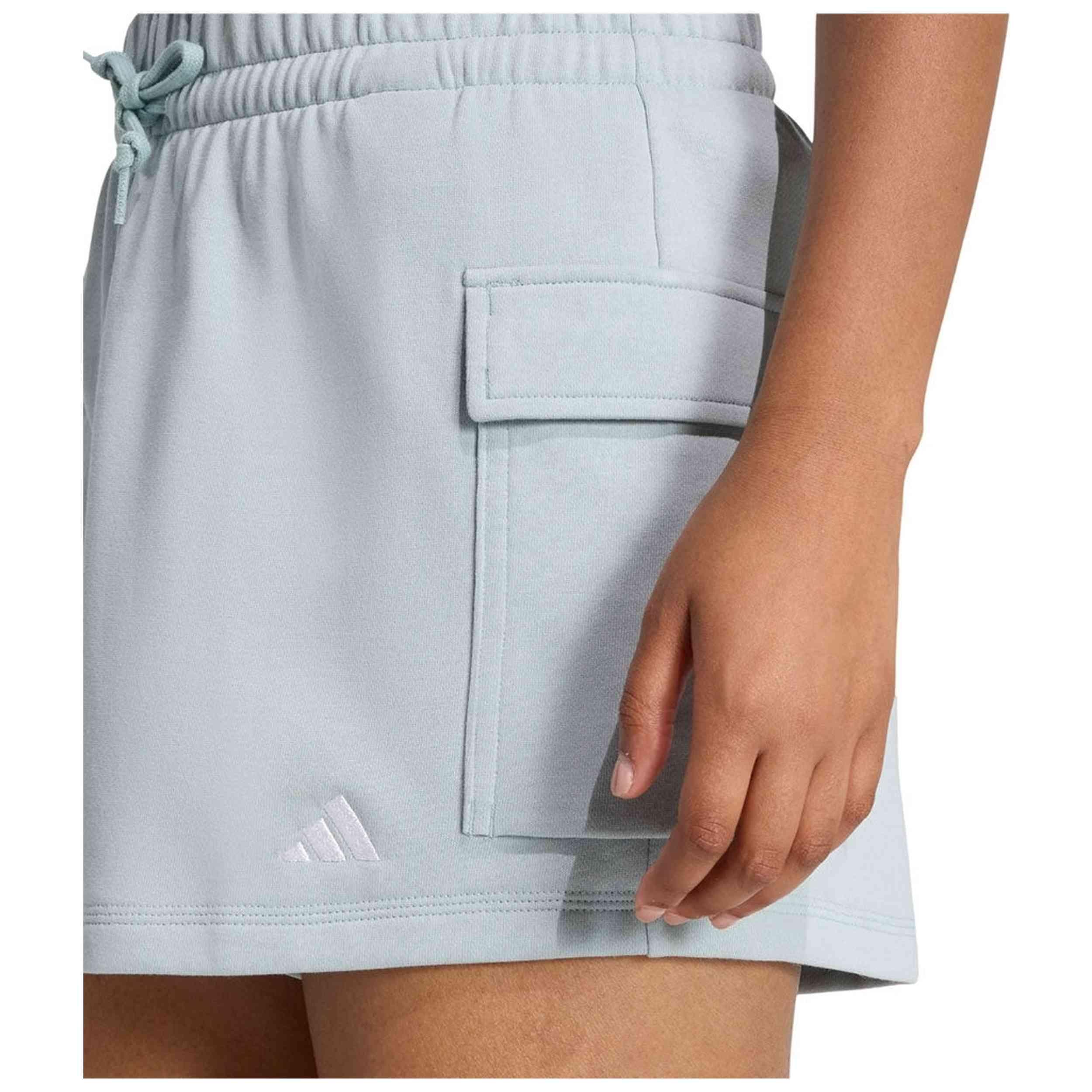 Calções Adidas modelo KC5253 para mulheres 4/4
